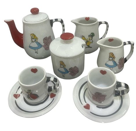 Kit Alice no Pais das Maravilhas 6 peças