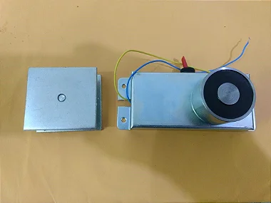 Eletroímã Para Porta Corta Fogo 220V Com Botão Liga/desliga - 34 KGF