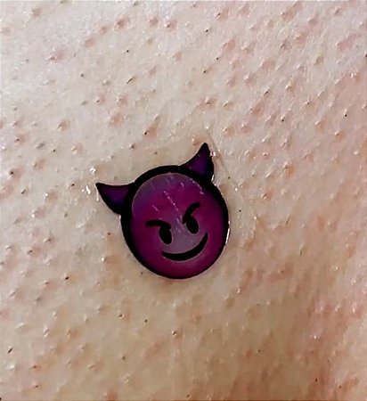 Tatuagem Erótica Temporária Emoji de Diabinha