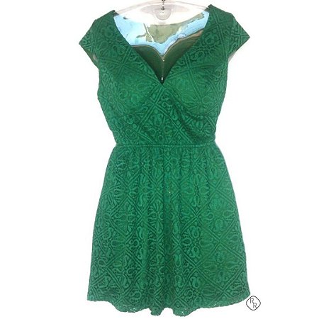 vestido renda verde