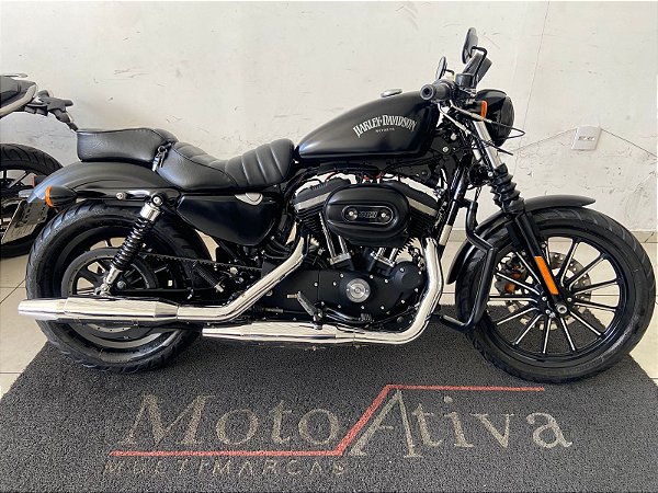 HARLEY DAVIDSON SPORTSTER IRON 883 2015
