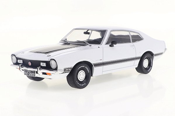 1/24 1974 FORD MAVERICK GT BRANCO SERIE CALIFORNIA CLASSIC