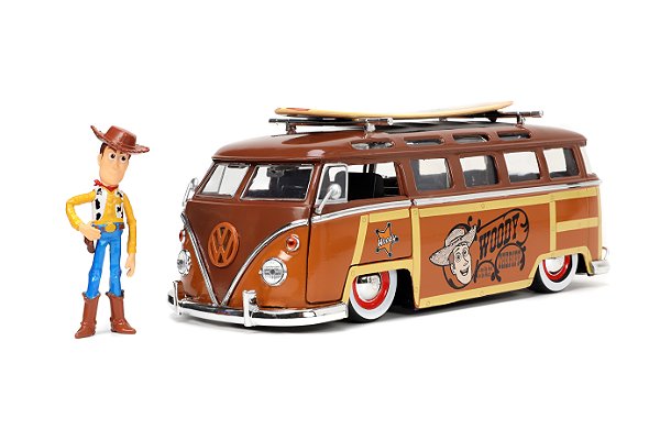 1/24 1962 VW KOMBI TOY STORE COM BONECO WOODY