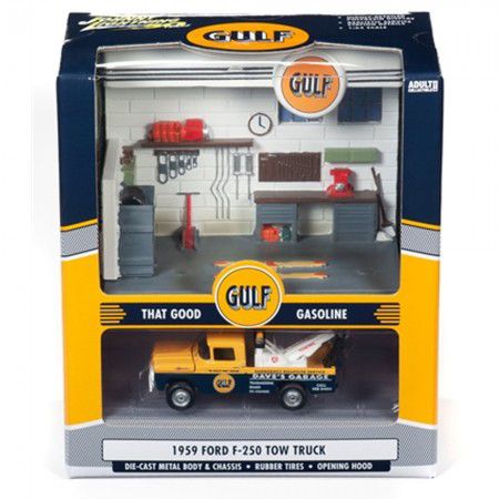 JOHNNY LIGHTNING GULF SERVICE CENTER DIORAMA 1/64