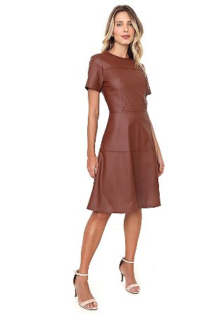 vestido couro marrom