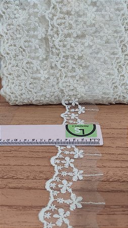 RENDA TULE BORDADO POLIESTER CRU - PC COM 13,70 mt