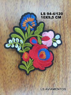 APLIQUE PARA ROUPAS FLOR TERMOCOLANTE  10 X 9,5 CM Pacote Com 10 un.