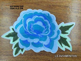 APLIQUE PARA ROUPAS FLOR TERMOCOLANTE 19 X 11 CM Pacote Com 10 un.
