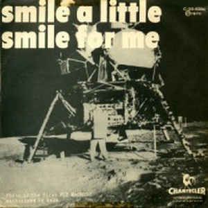 Compacto - The Jet Black's ‎– Smile A Little Smile For Me ( 7", 33 ⅓ RPM)