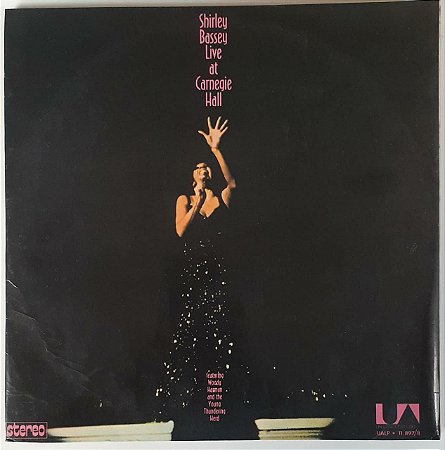 LP - Shirley Bassey ‎– Live At Carnegie Hall (Duplo)