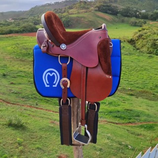 Sela De Pista Com Assento Nobuck Virado E Manta Colorida Top