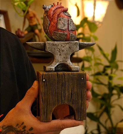 Escultura "Cicatriz do Afeto" Pré-venda