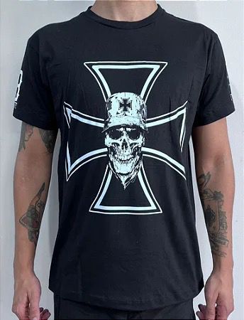 Camiseta Cruz de Malta Preta