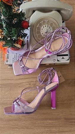 Sandália metálica metalizada Arezzo