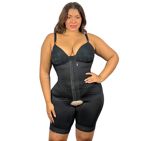 Cinta Modeladora Macaquinho com Bojo Plus Size