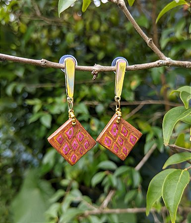 Brinco Pavão Dourado