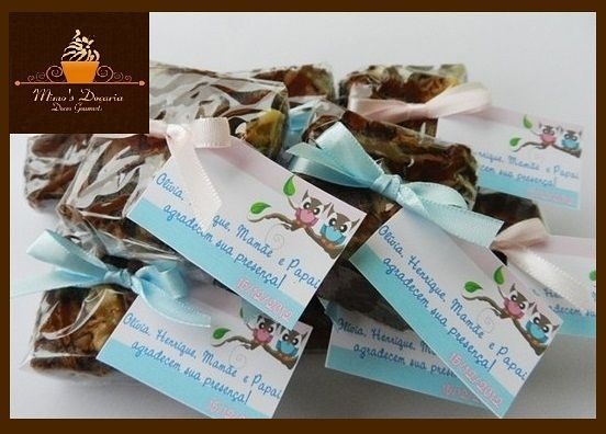 Brownie embalado no Celofane.