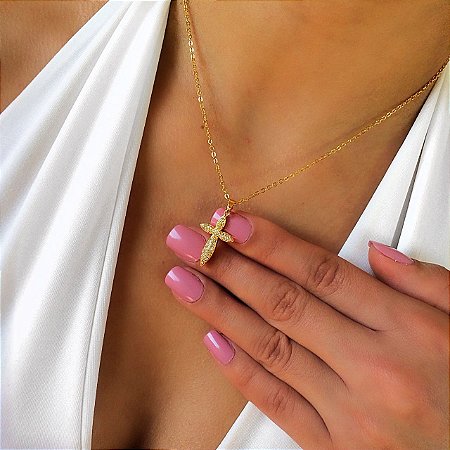Colar Crucifixo *Semi Jóia