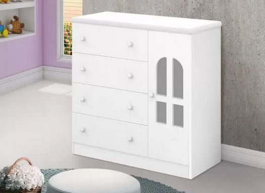 Cômoda infantil com sapateira e 4 gavetas
