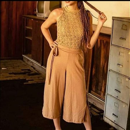 calça pantacourt algodão