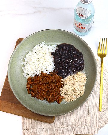 CARNE DE PANELA, ARROZ BRANCO, FEIJÃO E FAROFA - 300g
