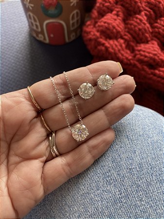 Brinco Solitario 10mm - 4cts Moissanite