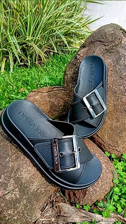 Chinelo Feat Petite Jolie PJ7482 Preto