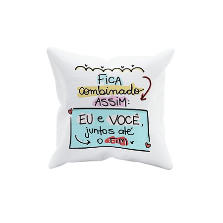 Almofada fica combinado assim