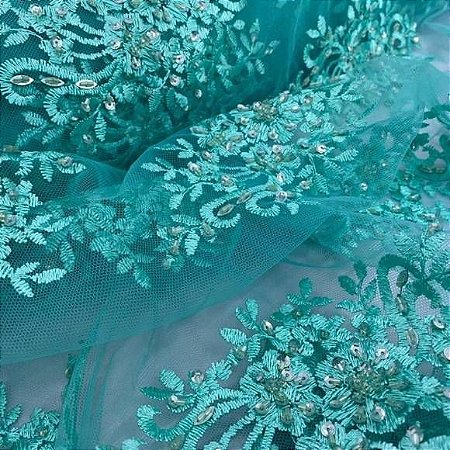 Renda Bordada com Pedrarias Tiffany tecido para Roupas e Costura Criativa
