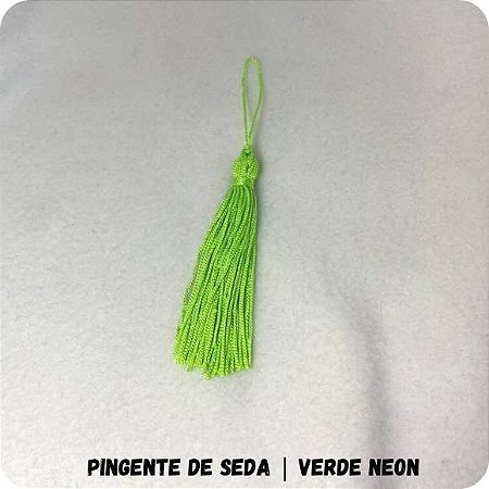 Pingente de Seda | Verde Neon 8cm