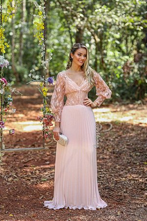 vestido de renda com saia plissada