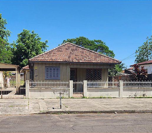 TERRENO BEM LOCALIZADO MEDINDO 13,20 X 26,40