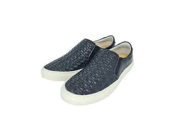 Tênis Slip On Couro Preto Trançado