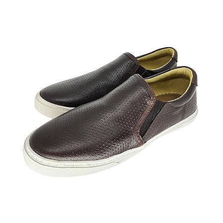 Tênis Slip On Couro Café Furadinho