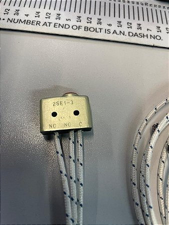 MICRO SWITCH TREM DE POUSO - 2SE1-3