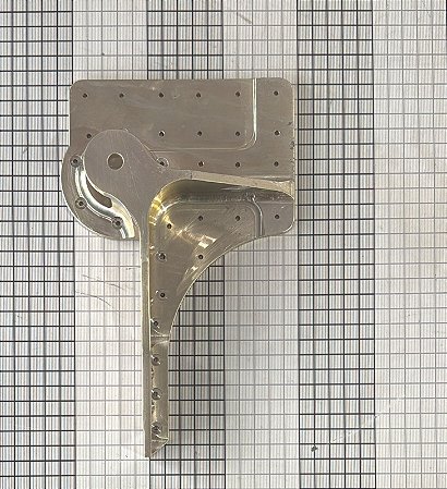 SUPORTE TREM CESSNA 206 DIR -1213426-2