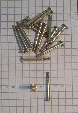 PARAFUSO - AN525-832R24
