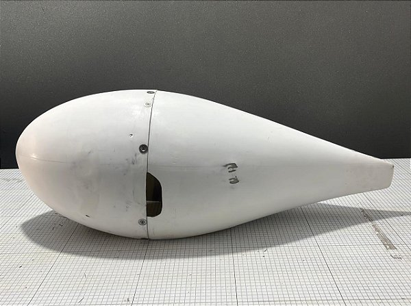 CARENAGEM RODA / POLAINA RV10 DIREITO