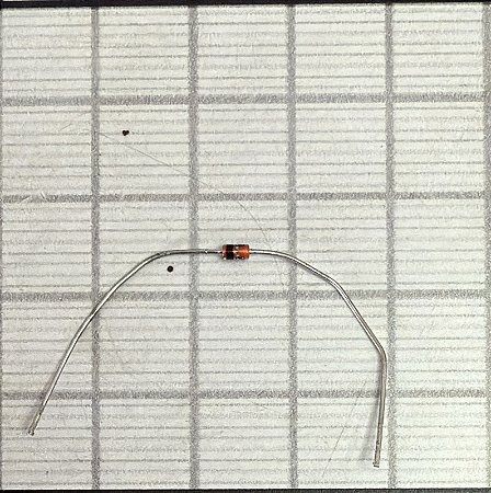 DIODO - 007-06228-0000 ( A482-B )