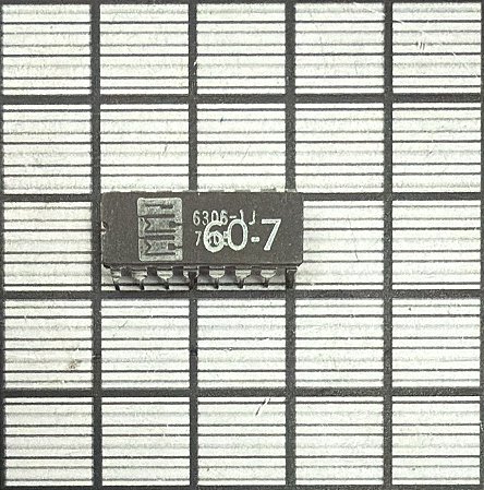 CIRCUITO INTEGRADO - 122-0366-00