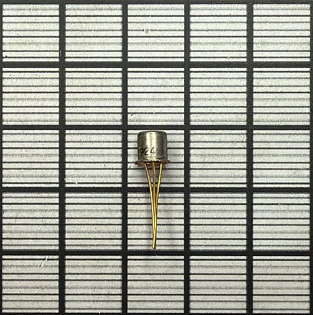 TRANSISTOR - 352-5019-010