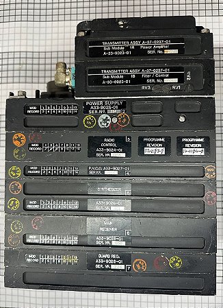 RECEIVER TRANSMITTER RADIO - AA34001-2