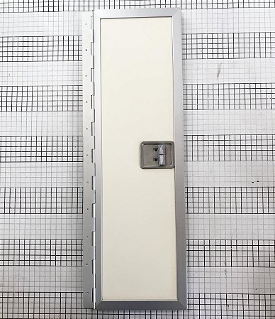 DOOR - 132-26-015