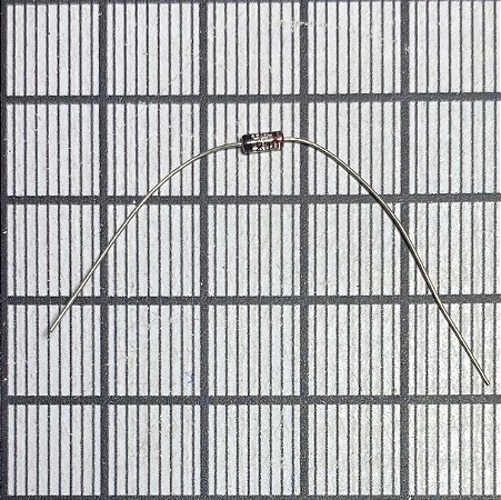 SEMICONDUTOR - 12057-0001