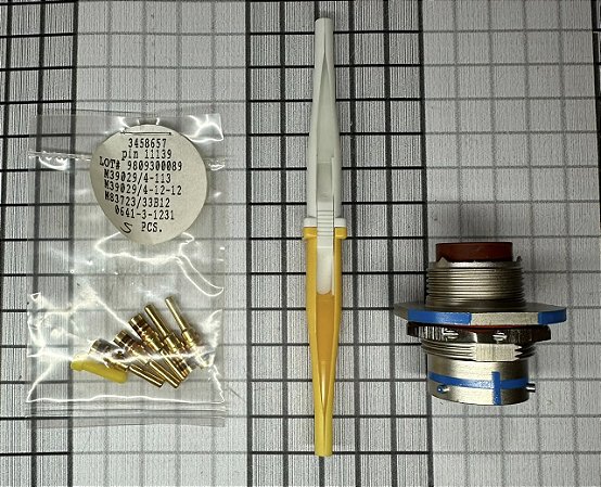 JAN NUT RECEPTACLE CONNECTOR - MS3474L14-4P