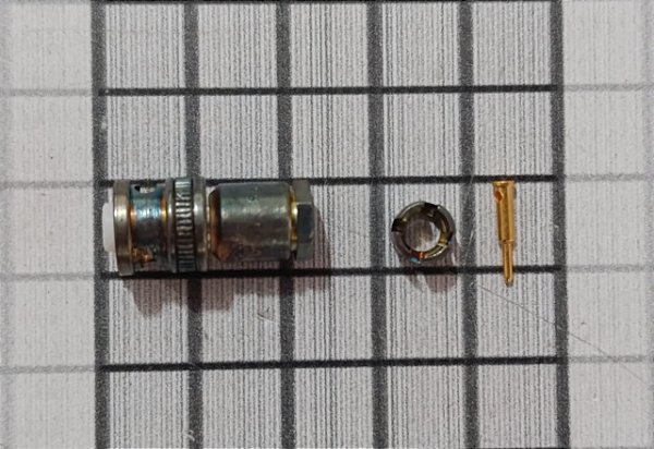 PLUG - 1711112-5