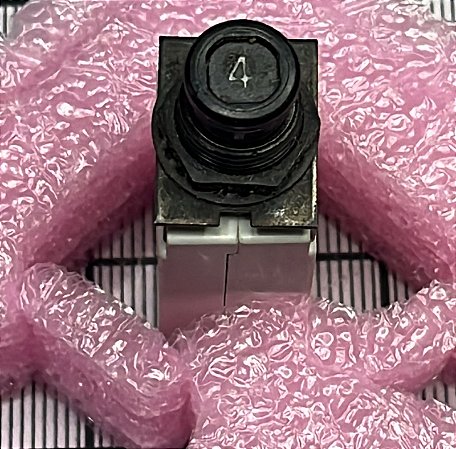 DISJUNTOR 4 AMP - MS26574-4A (7274-4-4)    (SV )