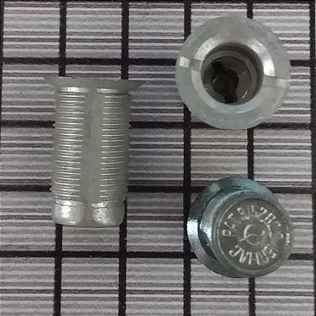 RECEPTACLE - 91209950