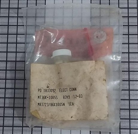 CONECTOR - M83723/86K1005N