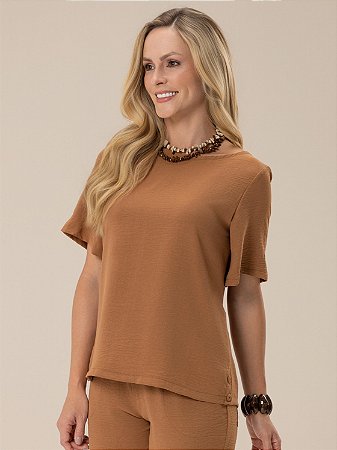 Blusa "Renovação" Manga Curta Costas Vazadas